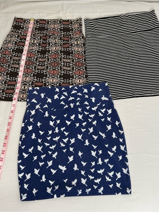 Charlotte Russe Dresses & Skirts - Charlotte Russe Mini Skirt Lot Of 3 size Small Pull-On Stretch